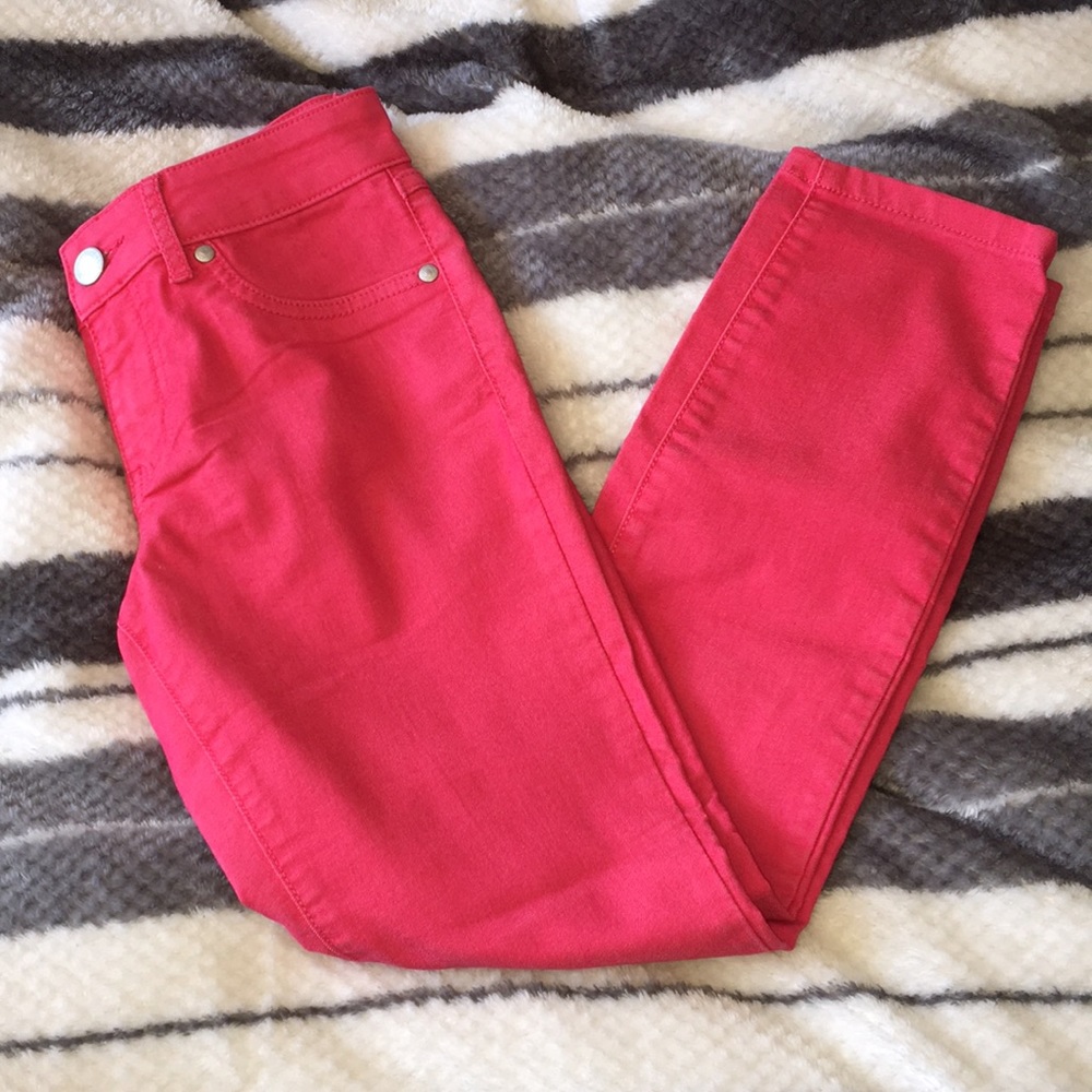 pink brody jeans !!
